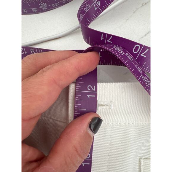 Nili Lotan Cotton Utility Shorts in White - Size 8 - Picture 8 of 8